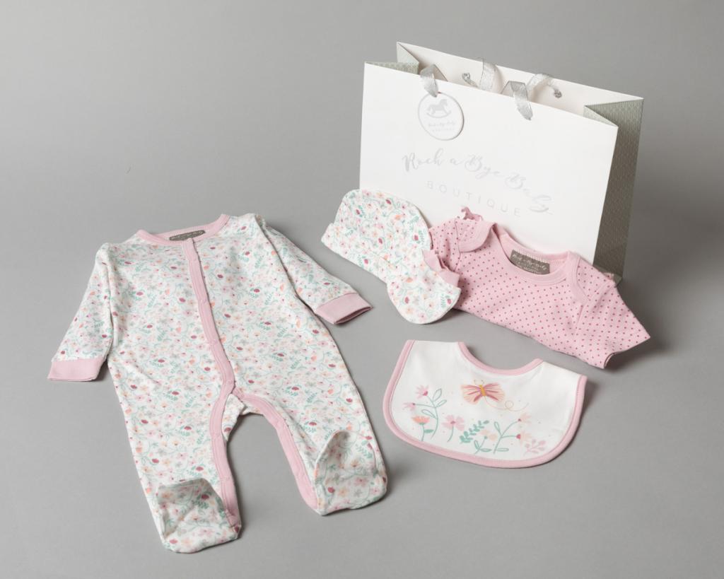 Rock a bye boutique V20967 5056448207148 RBV20954 Floral layette set ( Newborn - 6 months)