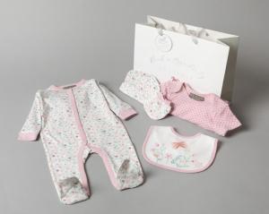 Rock a bye boutique V20967 5056448207148 RBV20954 Floral layette set ( Newborn - 6 months)