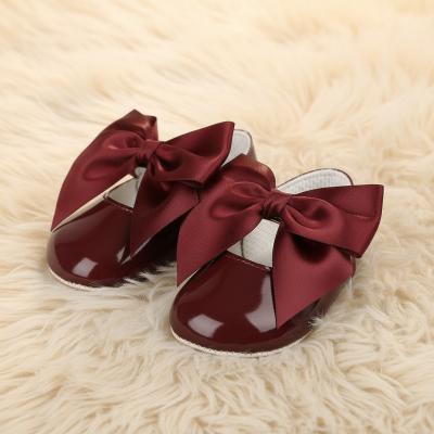 BP025-BU  Burgundy Patent "Bow" Soft Sole Shoe  (0-3)