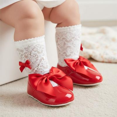 BP025R  Red Patent "Bow" Soft Sole Shoe  (0-3)