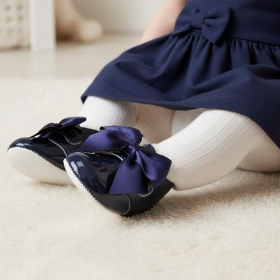 BP073-N  Navy Patent "Bow" Soft Sole Boot  (0-3)