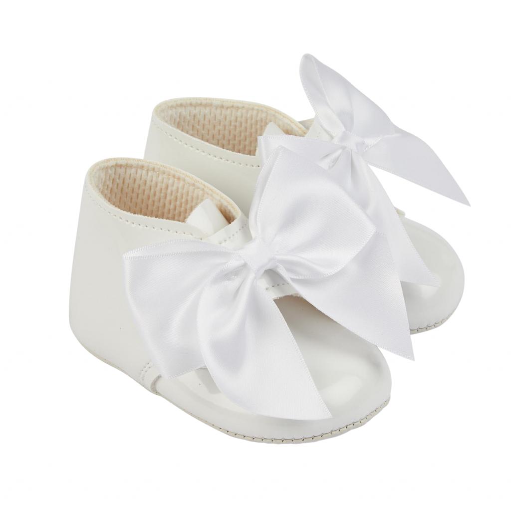 Bay Pod/Early Days  * BP073W White Patent "Bow" Soft Sole Boot (0-3)