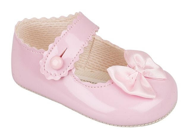 Bay Pod/Early Days  * BP604P Pink Patent "Bow"  Pre-Walker Shoe (0-3)