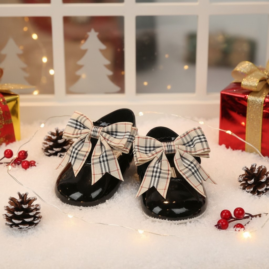 Bay Pod/Early Days  * BP700-Be Patent Pre-Walker Shoe Beige Tartan Bow LAST PAIR( 3)