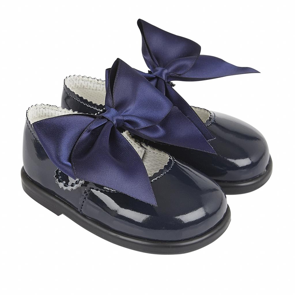 Bay Pod/Early Days  * BPH045N Navy Patent "Bow" First Walker Shoe (2-6)