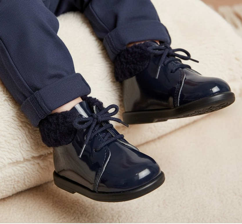 Bay Pod/Early Days  * BPH515-N Navy Patent First Walker Boots with Fur Collar (2-6)