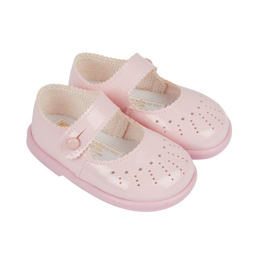 Bay Pod/Early Days H652 * BPH652PP Pink Patent Punch Hole Detail First Walker Shoes (2-6)