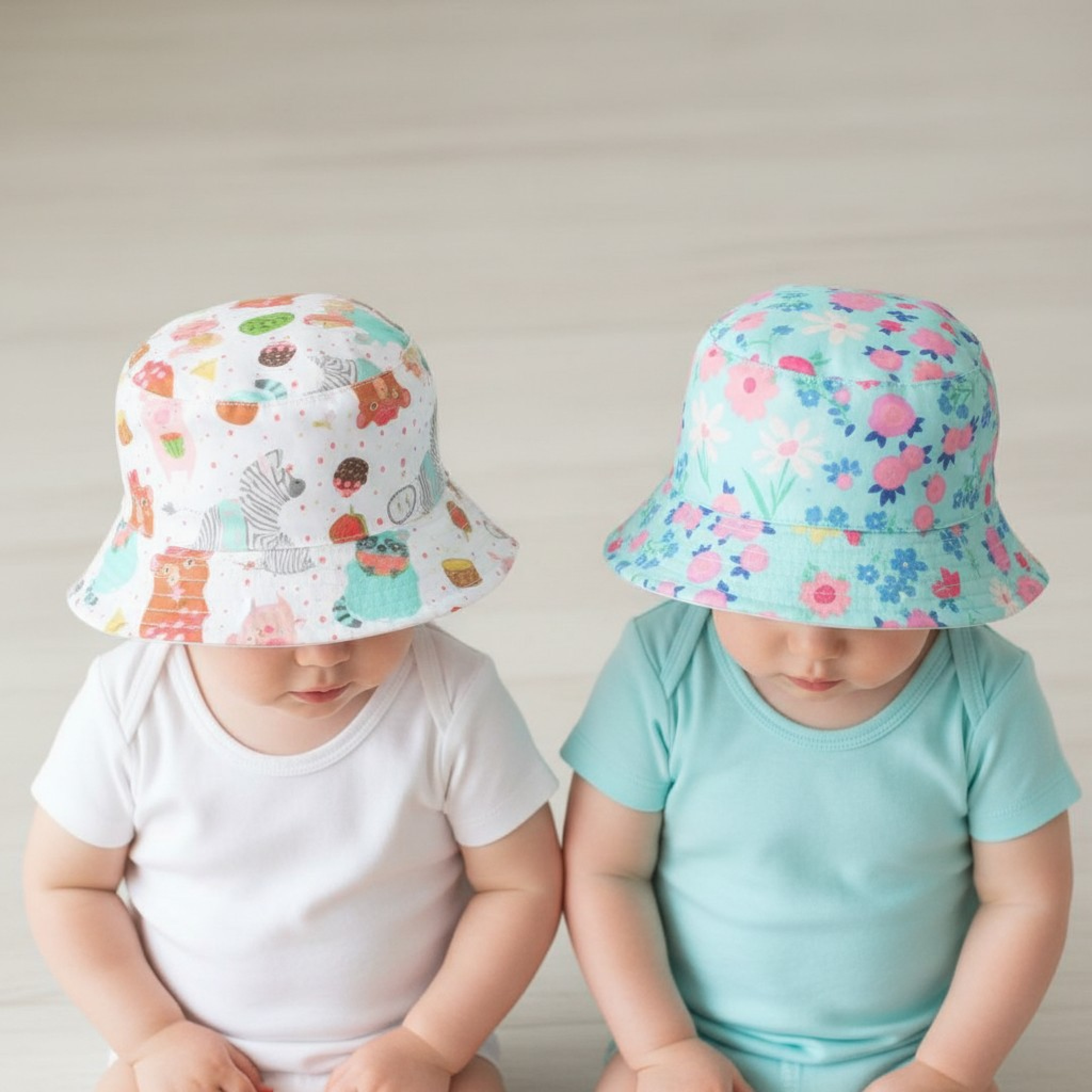Bartleby Kids Wear HC499X 5060568882604 BWHC387 "Animal Flower" Reversible Bucket Hat (46-50cm)
