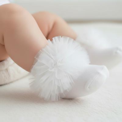 LD3480-W  White Tutu Ankle Socks  (0-24 months)