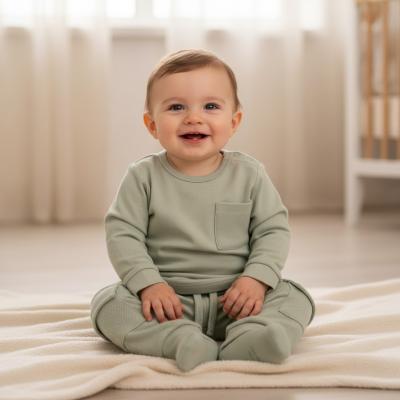 MB6607G Pocket Top and Trousers (3-9 months)