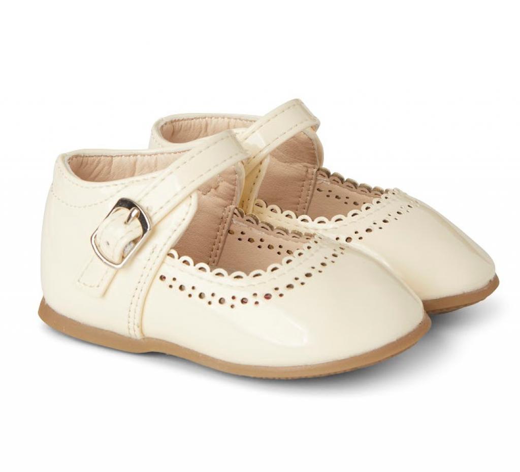Melia  * MeDebbie-Cr Cream Shoes Pack of 12 (Sizes 3-8)