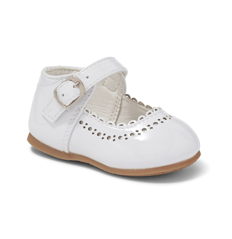 Melia  * MeDebbieW White Shoes Pack of 12 (Sizes 3-8)