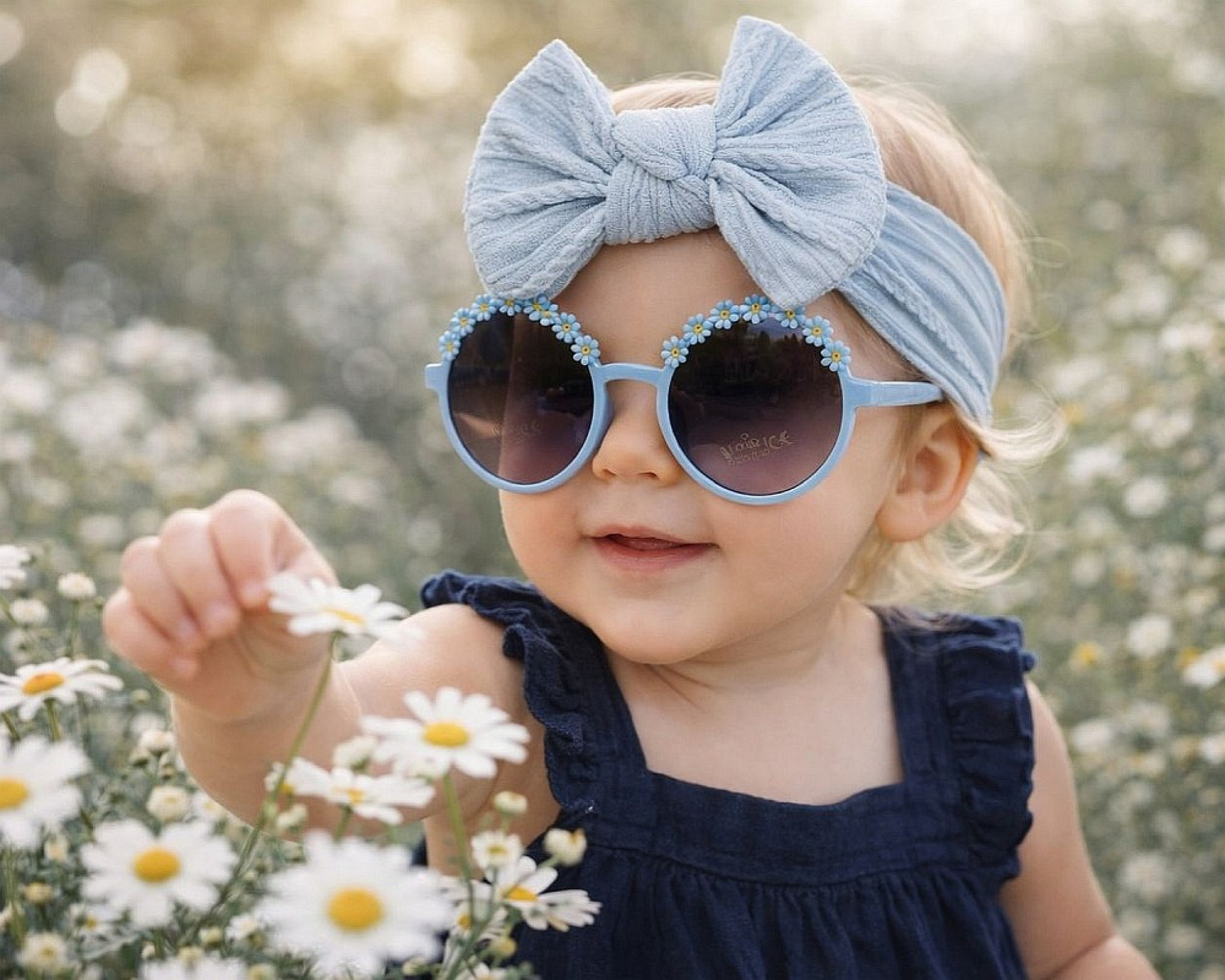 Nursery Time GP25-1408  NT25-1408S Daisy Sunglasses and Headband Gift (approx 12m)
