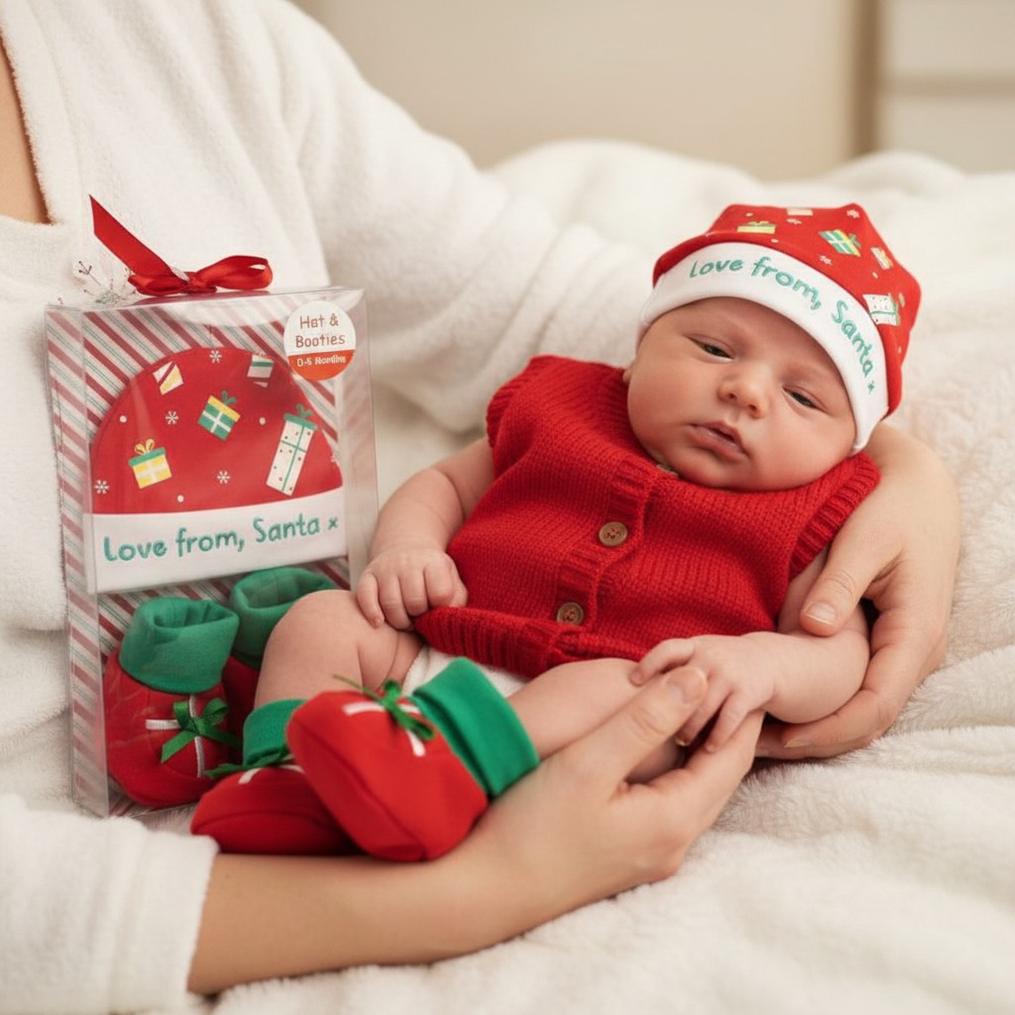 Nursery Time 503532025814 0 NT2516-0814R "Love from Santa" Gift Set (0-6 months)
