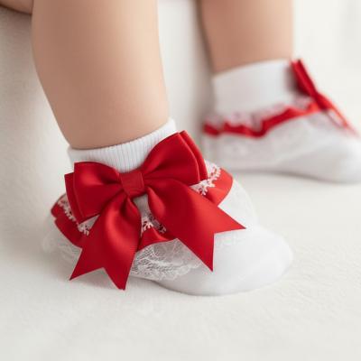 NT61-2220-R  Red Lace Sock  (0-18 months)