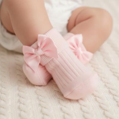 NT61-2223P-0-3  Pink Bow Socks  (0-3 months)