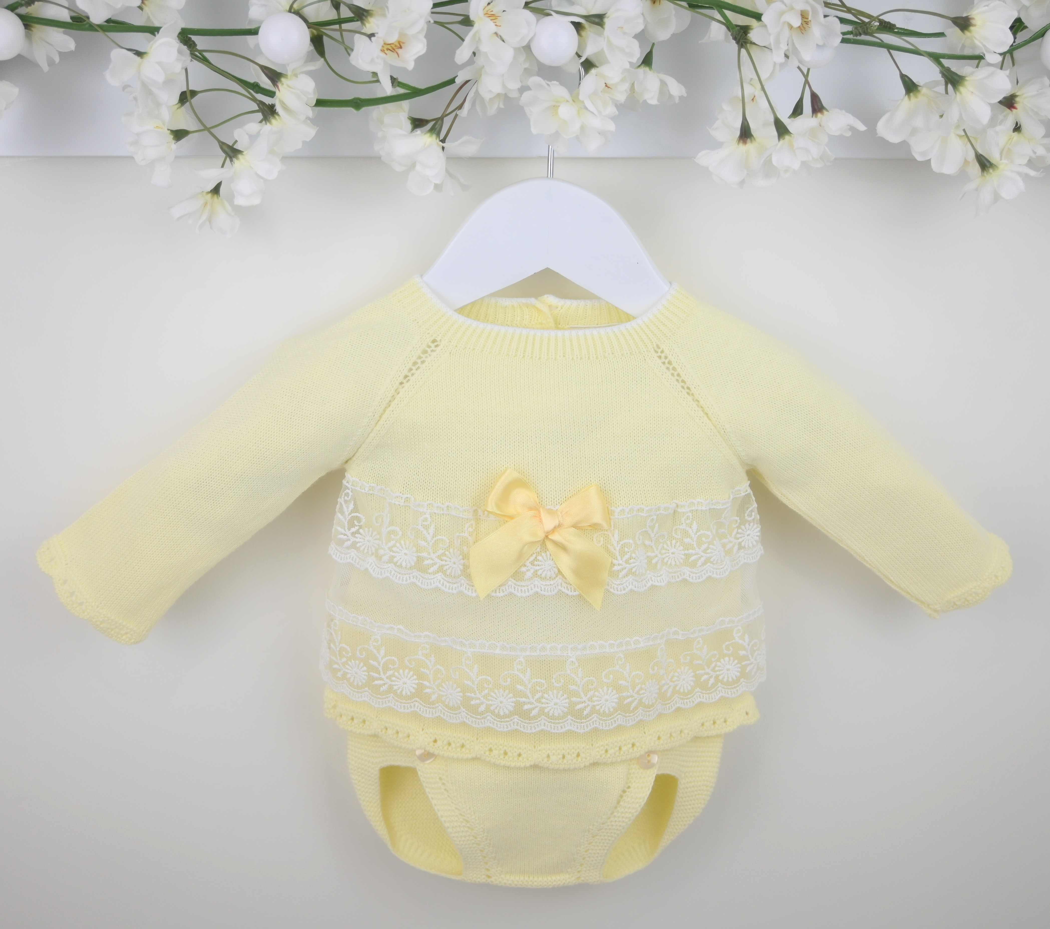 Pex B0934 * PX0934Y Arianna Lace and bow trimmed Jam Pants(3-18 months)