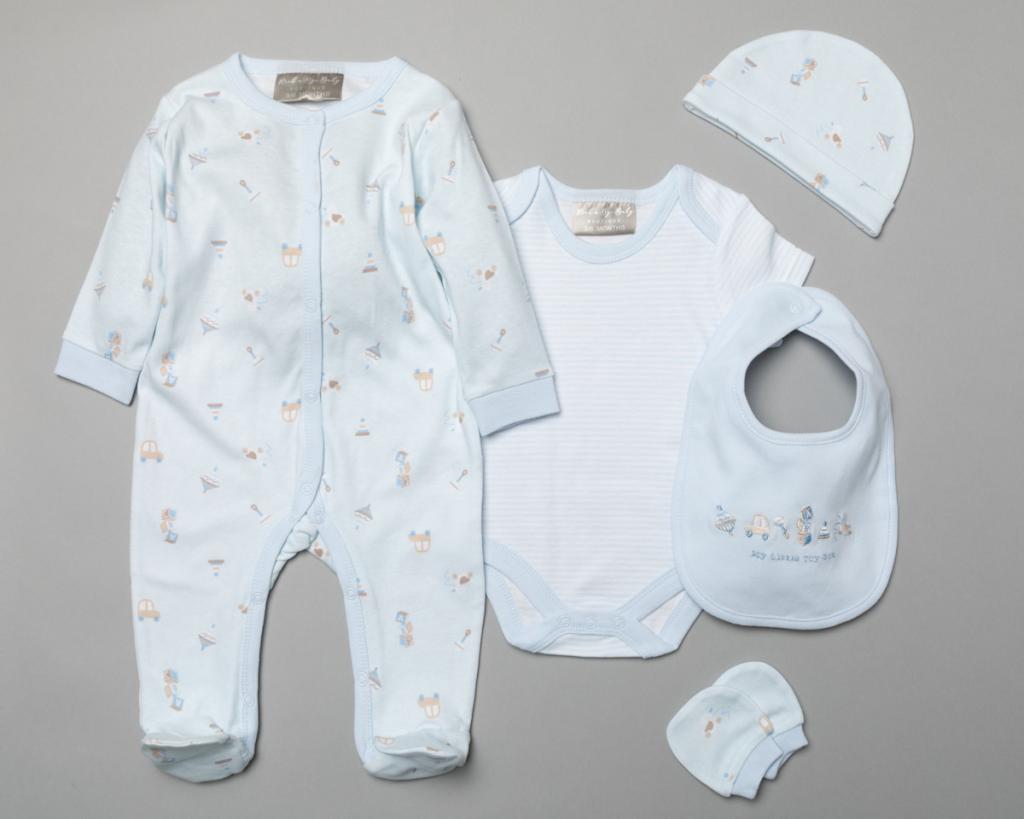 Rock a bye boutique S19124 * RBBS18933 Five piece  layette "Toy Box" with gift bag ( NB-6)