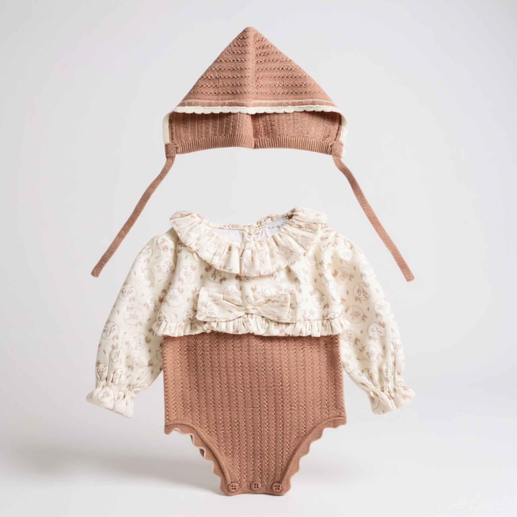 Rock a bye boutique E07713 * RBE07713P Floral Romper and Bonnet (0-12 months)