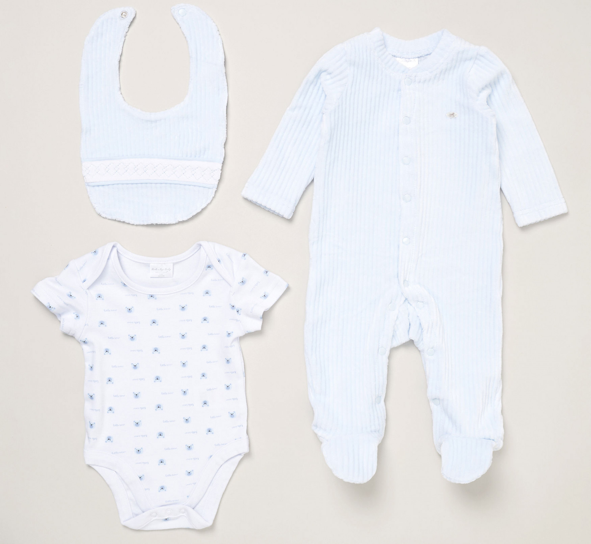 Rock a bye boutique E07780 * RBE07780  Ribbed velour nursery Layette Set (Nb-6 months)