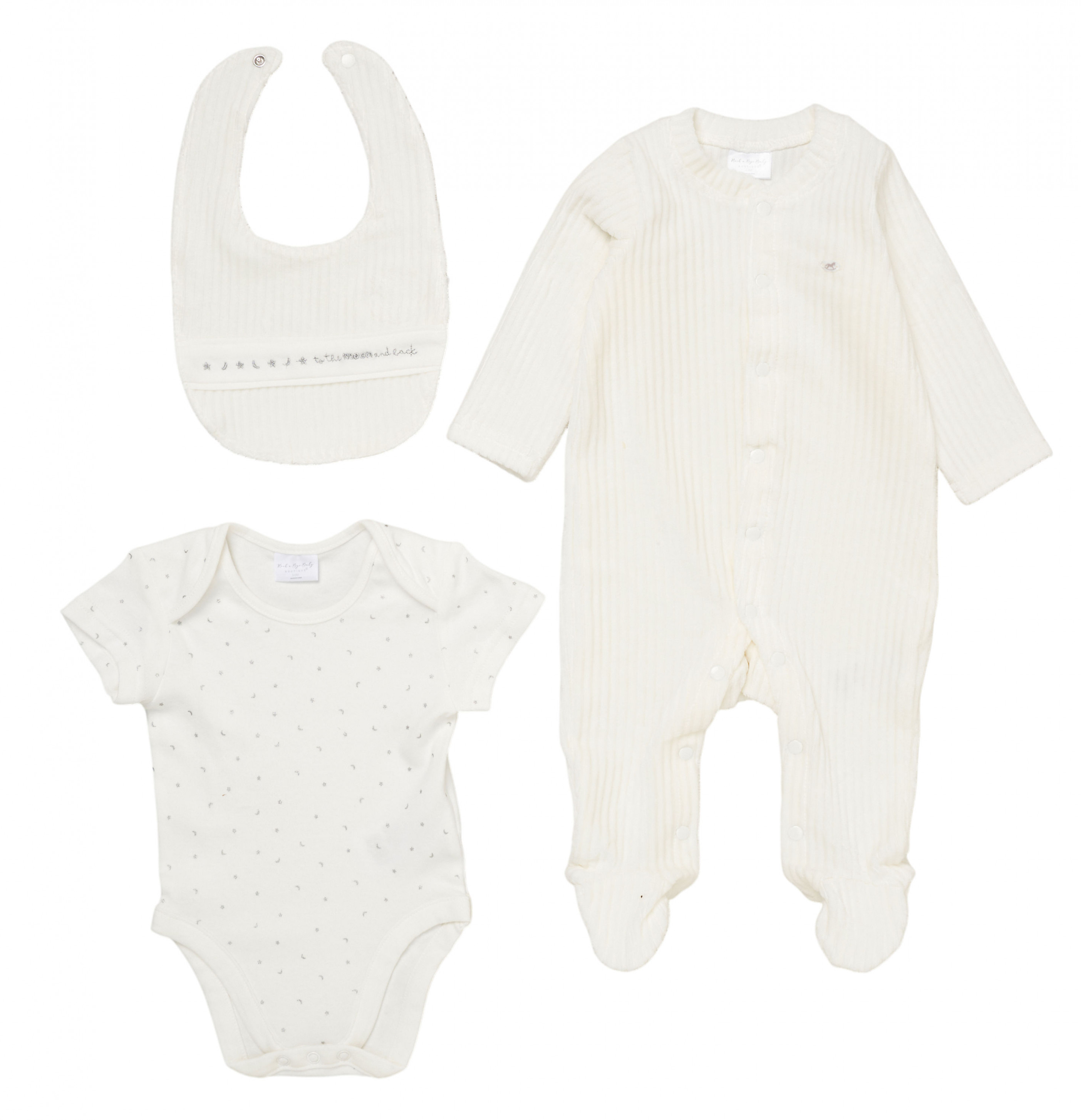 Rock a bye boutique E07781 * RBE07781-W  Ribbed velour nursery Layette Set (Nb-6 months)