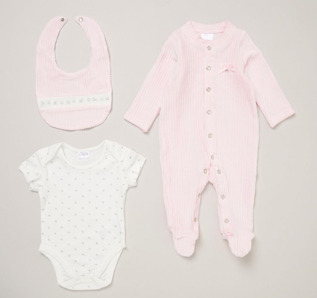 Rock a bye boutique E07779 * RBE07779  Ribbed velour nursery Layette Set (Nb-6 months)