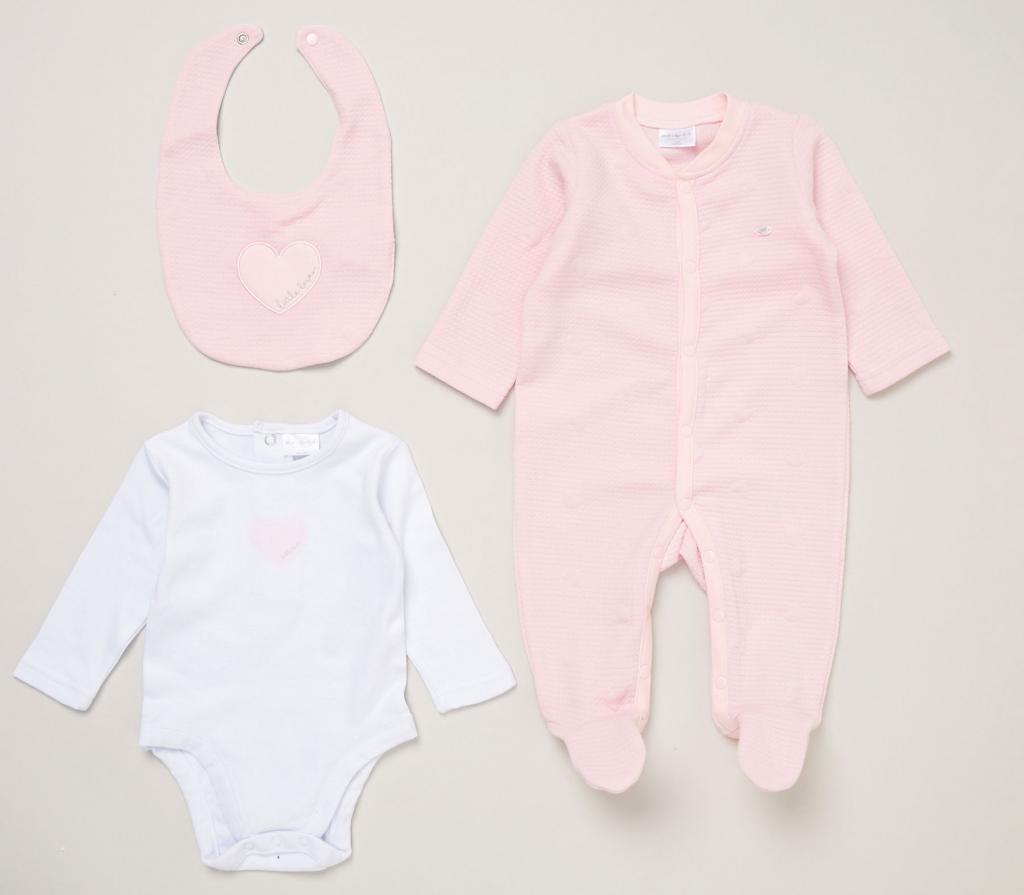 Rock a bye boutique E07817 * RBE07817 Heart textured Layette Set (Nb-6 months)