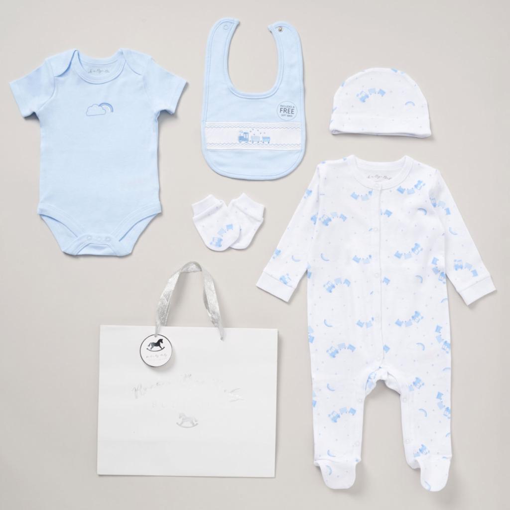 Rock a bye boutique E08830  RBE08430 "Train" 5 Piece Layette Set (Nb-6 months)