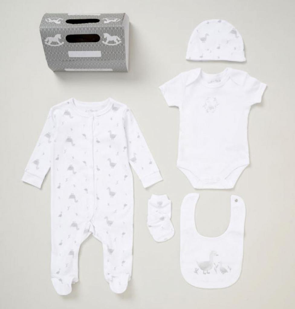 Rock a bye boutique E08855  RBE08855 "Ducks" 5 Piece Layette Set (Nb-6 months)