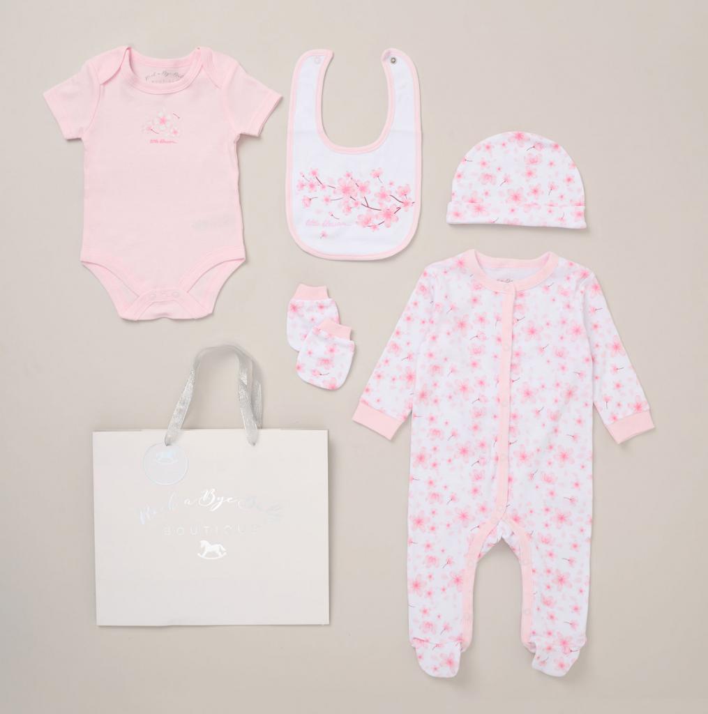 Rock a bye boutique F09889NB * RBF09889  Blossom 5 Piece Layette Set (Nb-6 months)