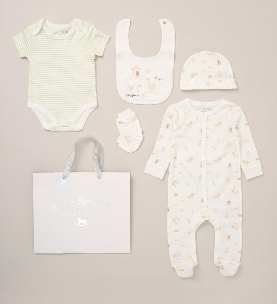 Rock a bye boutique F10100NB * RBF10100  "Little Farm" 5 Piece Layette Set (Nb-6 months)