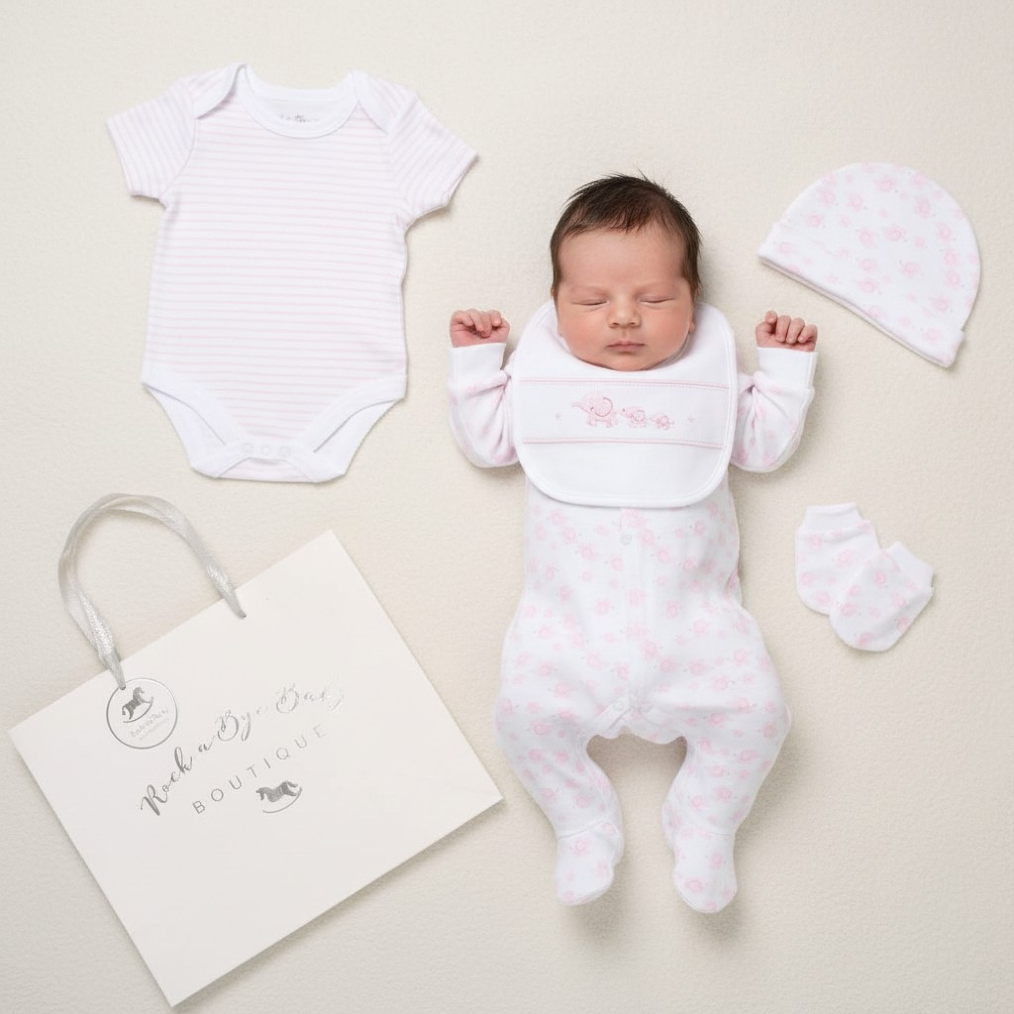 Rock a bye boutique F10705NB * RBF10705W  Elephant 5 Piece Layette Set (Nb-6 months)