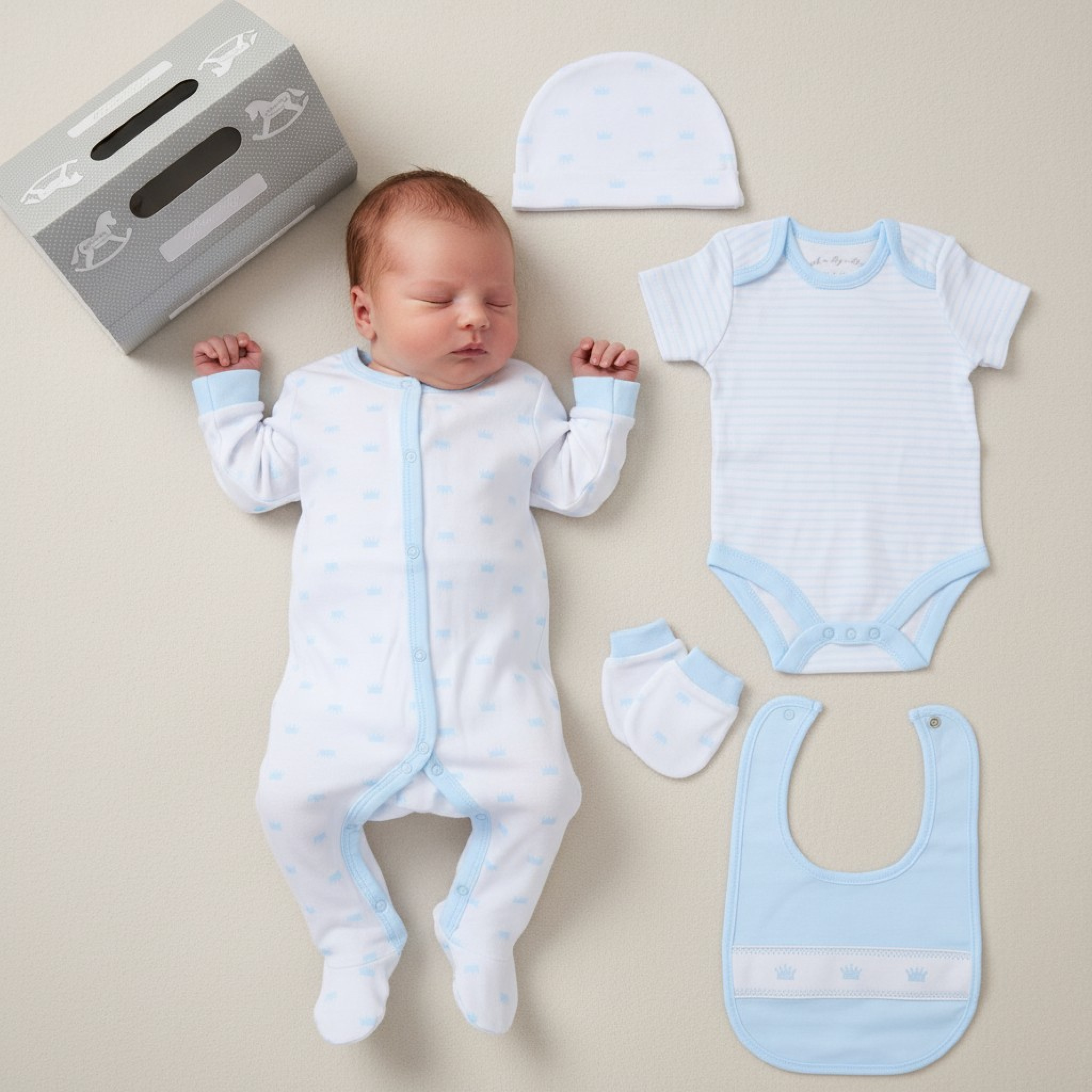 Rock a bye boutique F10713NB * RBF10713S Sky Crown  5 Piece Layette Set (Nb-6 months)