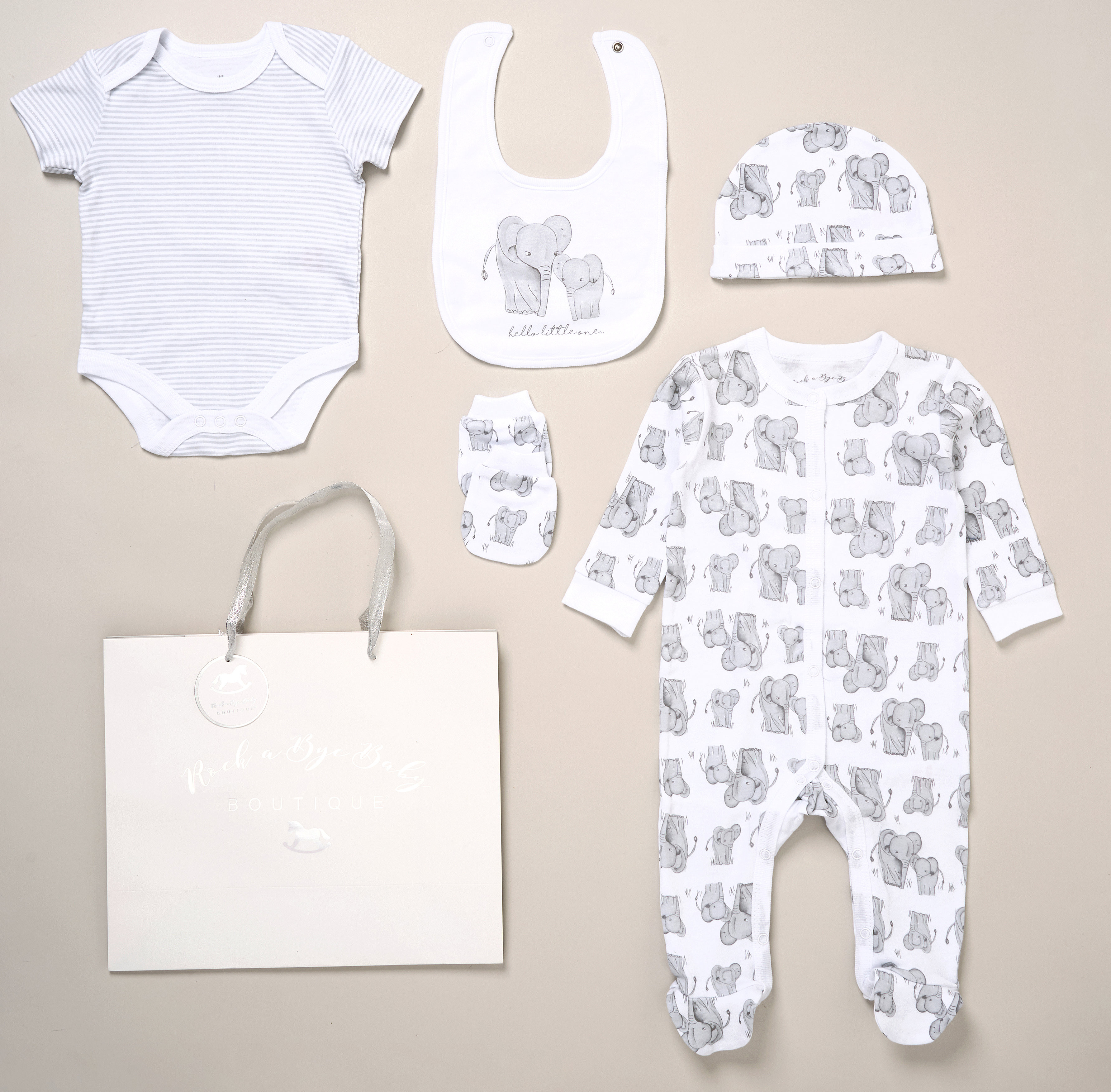 Rock a bye boutique F10719NB * RBF10719  Elephant 5 Piece Layette Set (Nb-6 months)