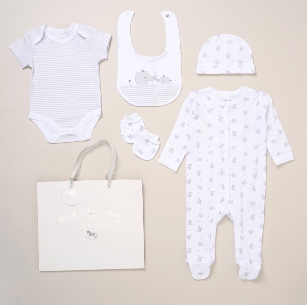 Rock a bye boutique F10721NB * RBF10721  Elephant 5 Piece Layette Set (Nb-6 months)