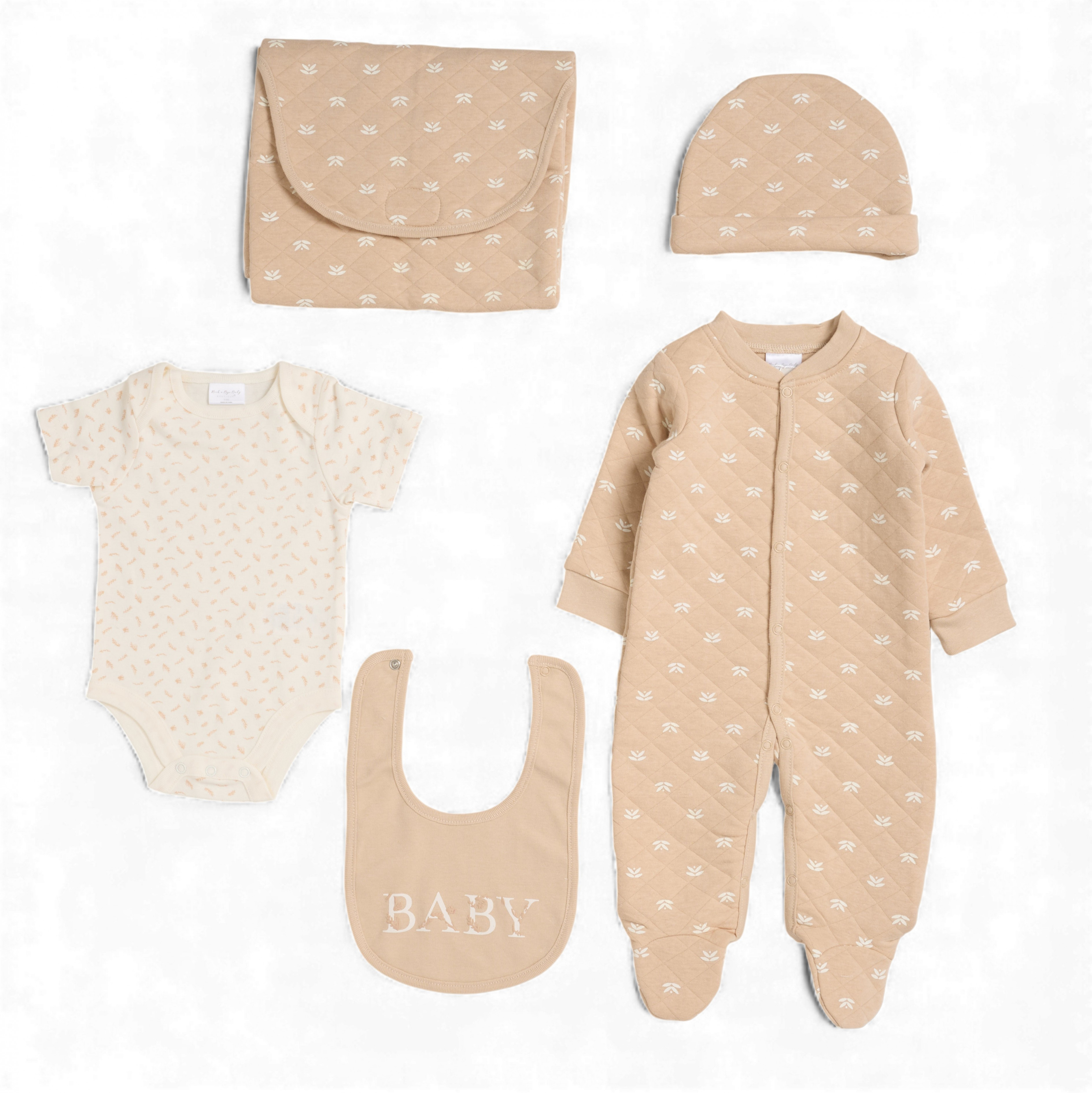 Rock a bye boutique E08705 * RBG12265 Quilted Layette with changing mat (NB - 6 months)