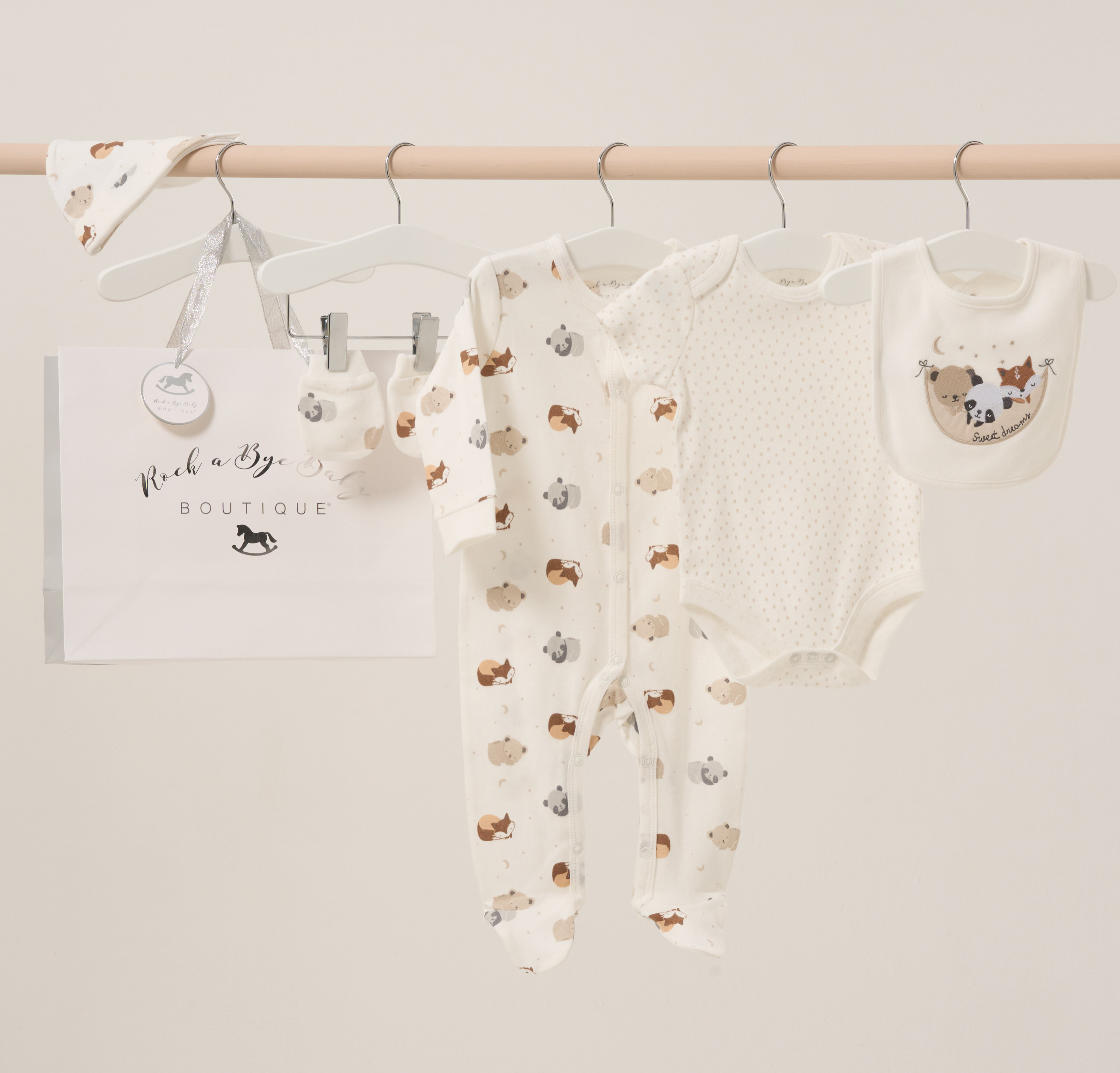 Rock a bye boutique G12411NB * RBG12411 Sweet Dreams 5 Piece Layette Set (Nb-6 months)