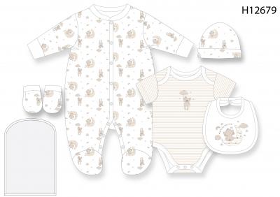 RBH12679W "Reach for the Stars" 5 Piece Layette Set (Nb-6m)
