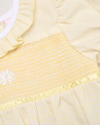 Rock a bye boutique H12810NB * RBH12810 Daisy Smocked Romper (0-9 months)