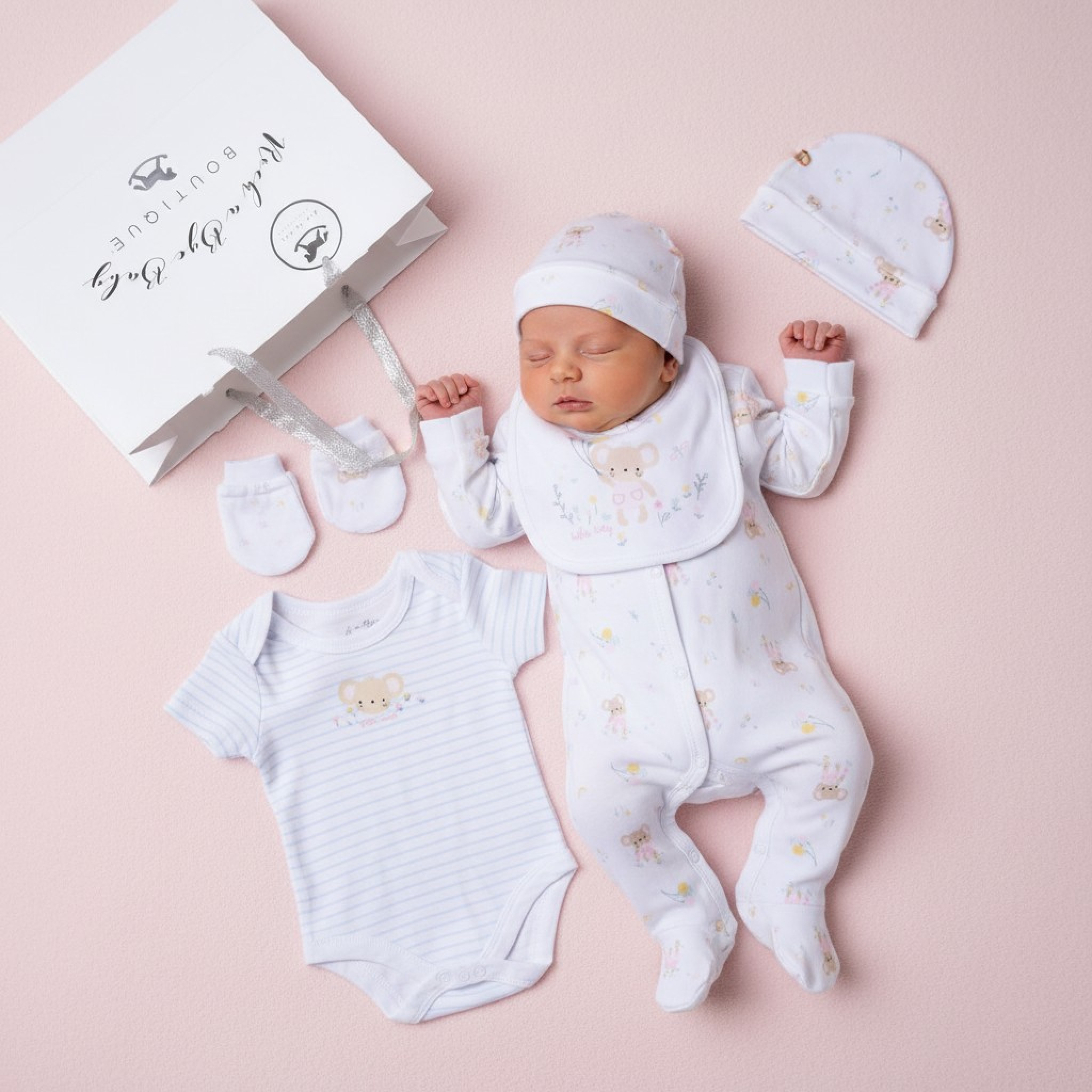 Rock a bye boutique H13272NB * RBH13272P "Hello Baby " 5 Piece Layette Set (Nb-6 months)