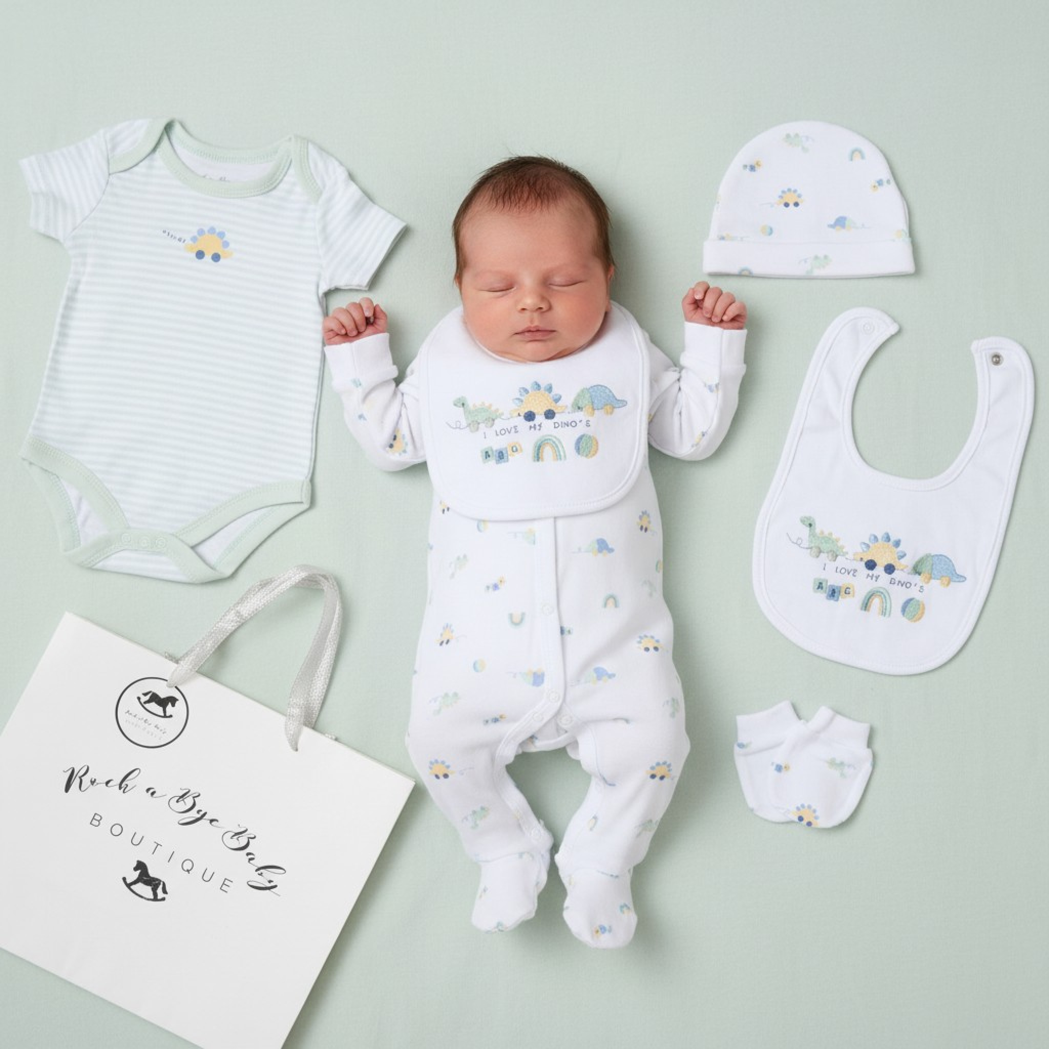 Rock a bye boutique H13291NB * RBH13291G "Dinosaur" 5 Piece Layette Set (Nb-6 months)