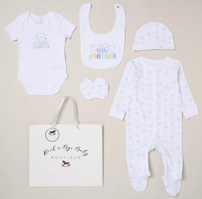 Rock a bye boutique H13294NB * RBH13294 "Little Brother " 5 Piece Layette Set (Nb-6 months)
