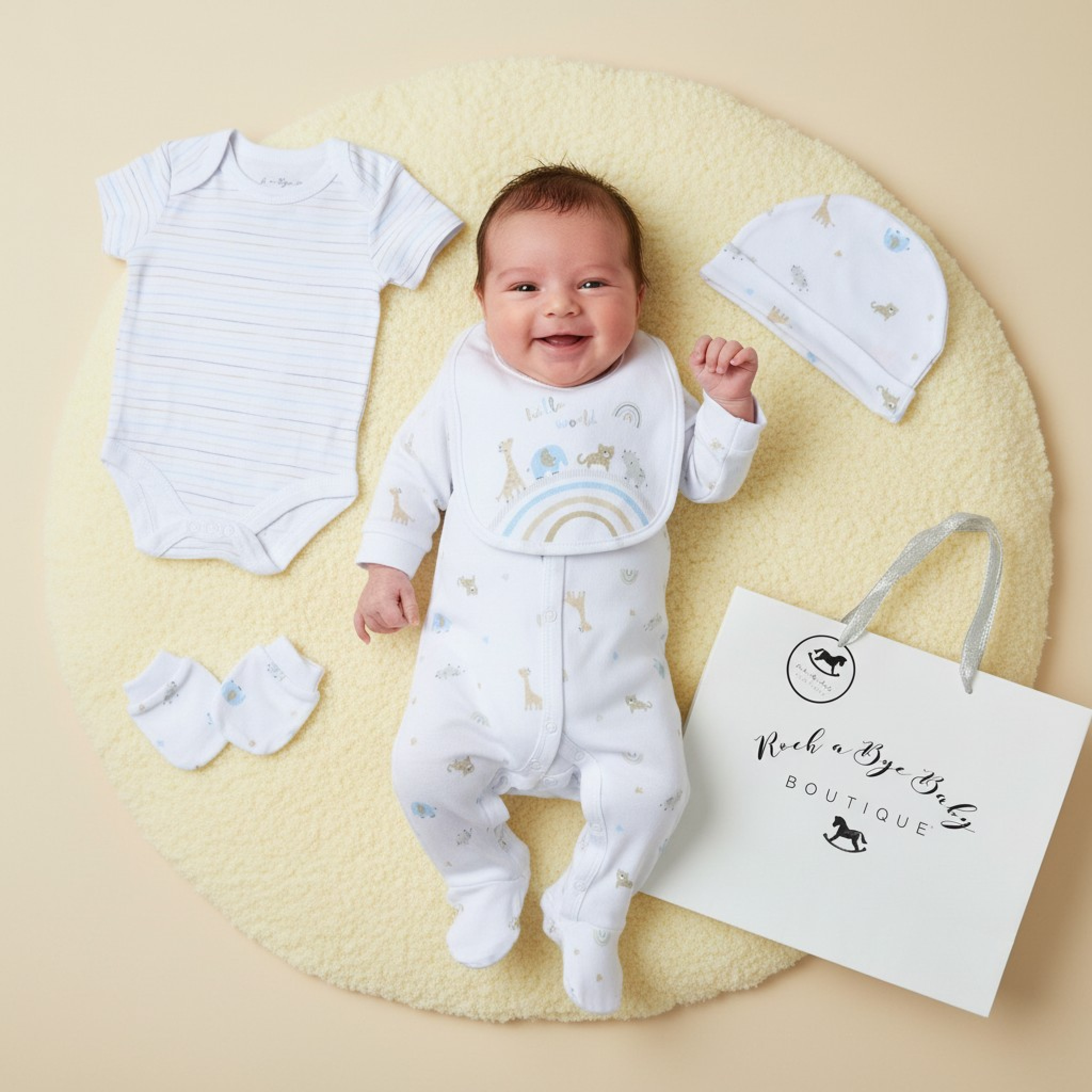 Rock a bye boutique H13704NB * RBH13704W "Hello World" 5 Piece Layette Set (Nb-6 months)