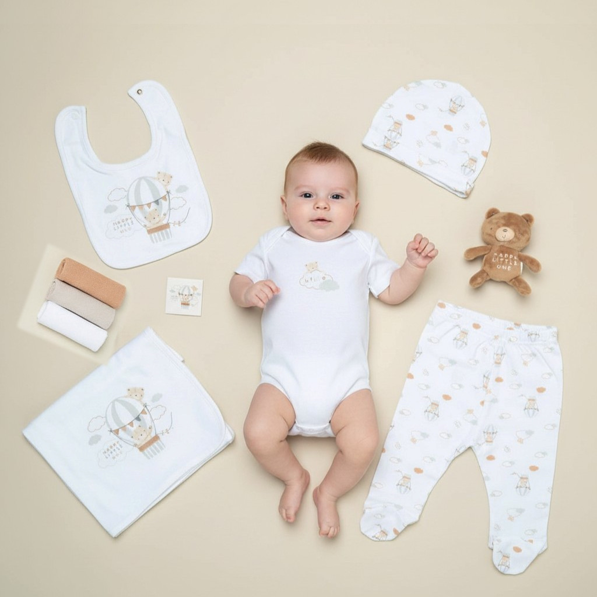 Rock a bye boutique H14856 * RBH14856B 10 Piece Layette "Bear" (Newborn - 6 months)