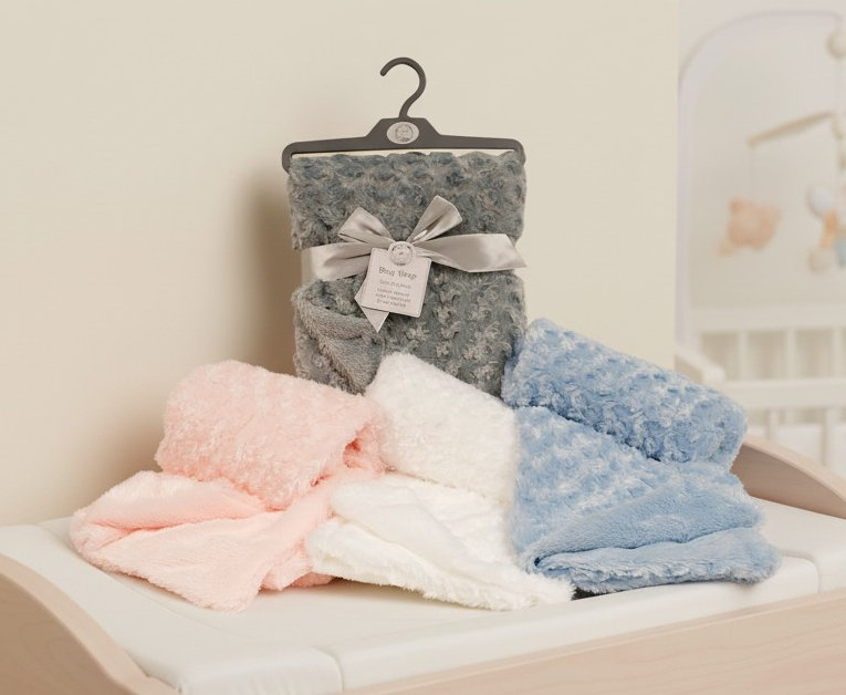 Snuggle Baby Bw-112-1054 Pink = 5035320610535, Sky = 5035320410531, White = 5035320110530 SB112-1053A Rosebud Wrap with Sherpa (Choose Colour)