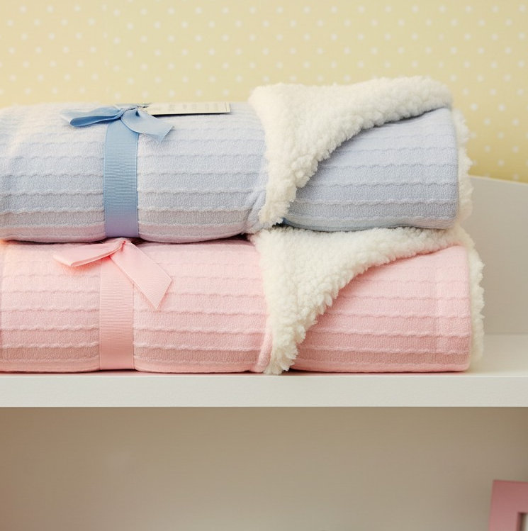 Snuggle Baby BW-112-2041 Pink = 5035320620411 , Sky = 5035320420417 SB112-2041 Wavy Sherpa Back Wrap (Choose)