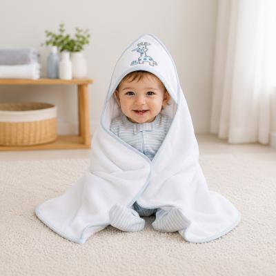 SB120-022S  "Giraffe " Hooded Towel White/Sky 