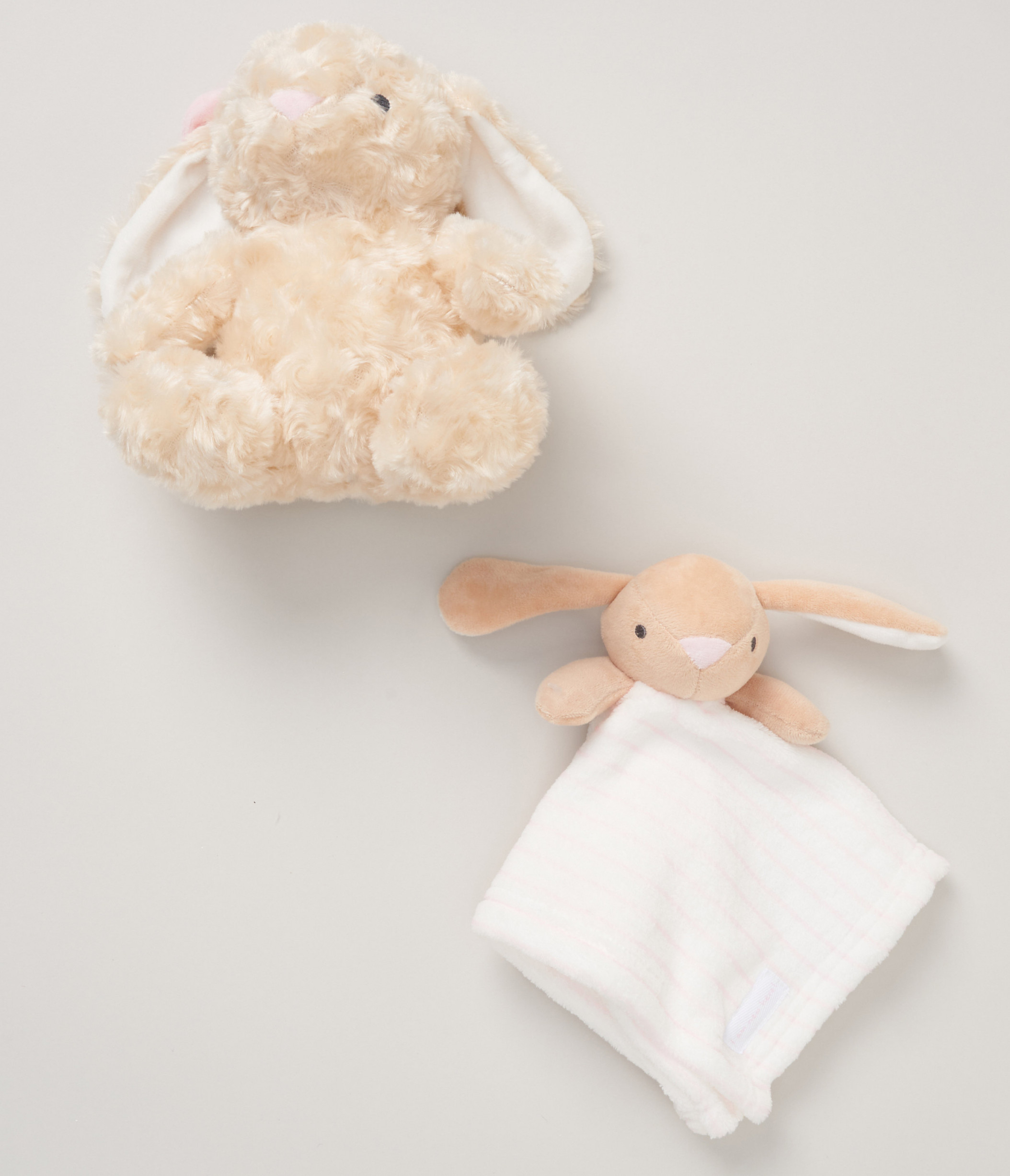 Snuggle Tots D06334 5056756522612 SND06334g Rabbit Toy and Comforter Set