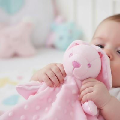 STBC32-P  Pink Bunny Comforter 