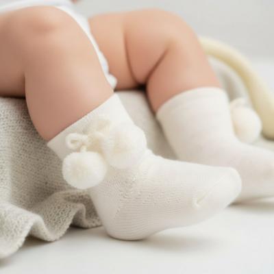 STS10-C  Diamond Pom pom socks  (0-24 months)